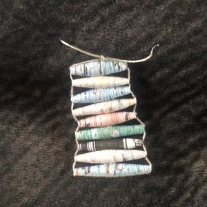 Paper bead jewelry